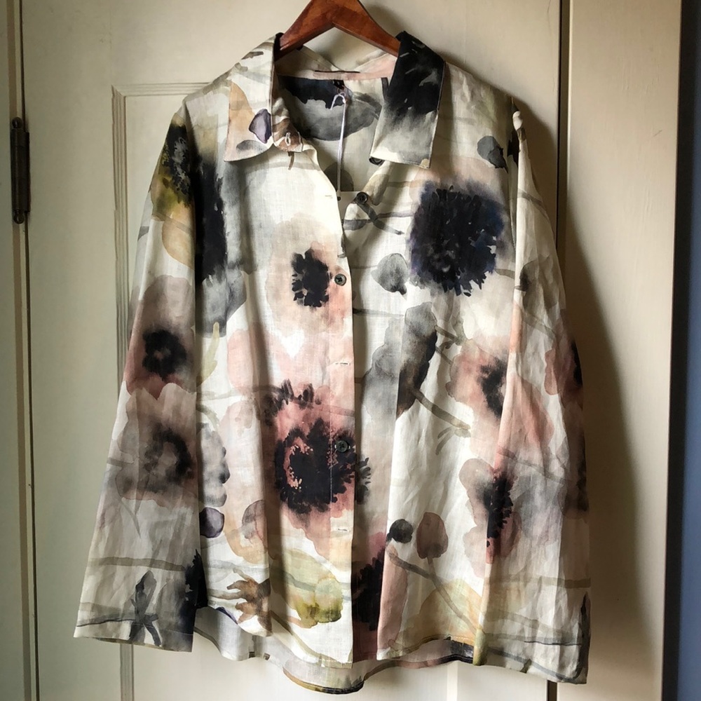 Modaspia linen blouse NWT